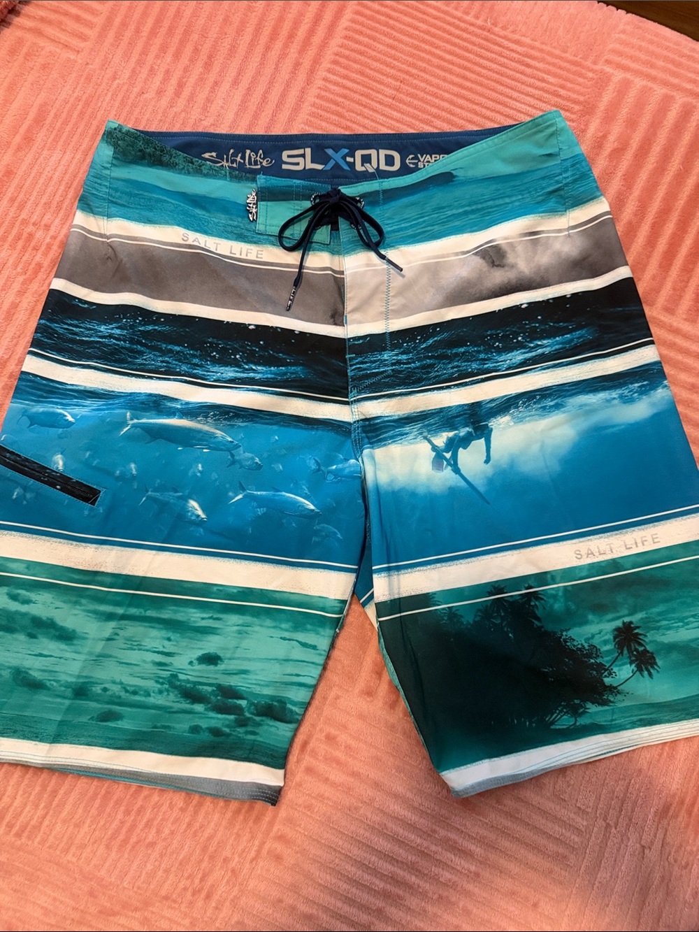 Salt Life Men's Teal, Turquoise & Blue Ocean Stripe Boardshorts
